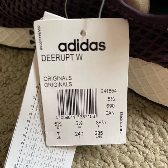 Adidas Deerupt Women’s Shoes. Brand new with box and tags. - Picture 5 of 9